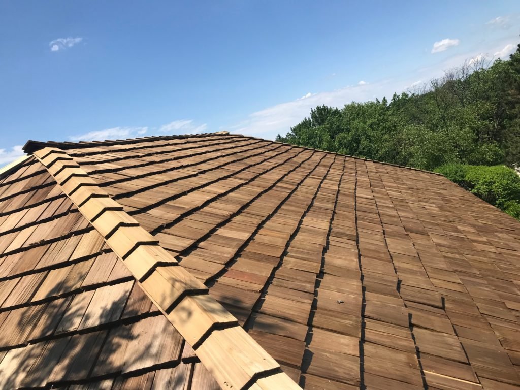 If you need a cedar roof replacement in Chicagoland area, call us first! We are the best company to handle your project because we have over 19 years of experience and guarantee quality workmanship. Call (847) 827-1605 now for more details!