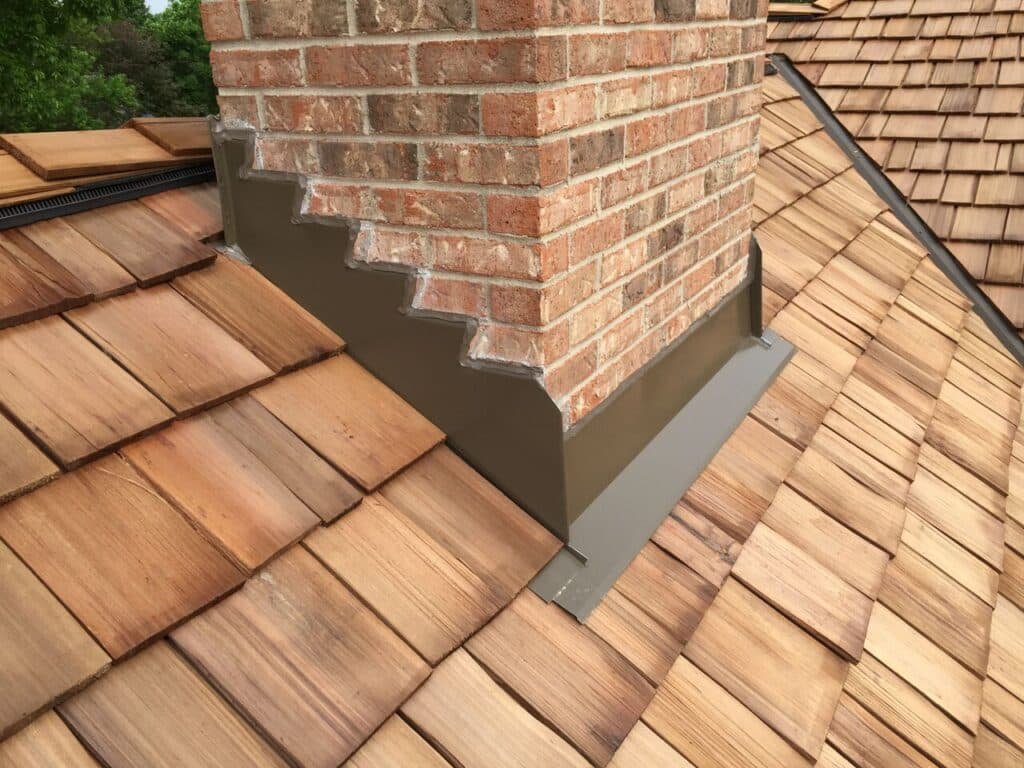 is cedar a good roofing material
